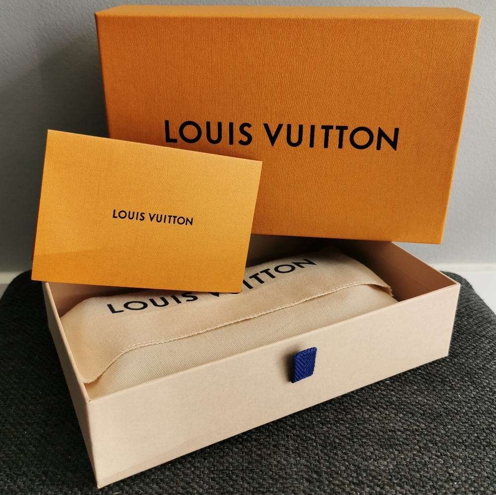 $6️⃣7️⃣5️⃣Louis Vuitton Mini Pochette Damier Azure - Picture 7 of 7